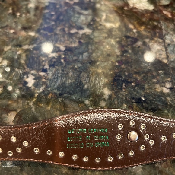 Resistol Leather belt. Western buckle. Wave design with inlay and silver studs. - Picture 9 of 12